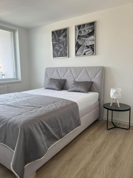 Apartman Centrum S Parkovanim Kosice Luaran gambar